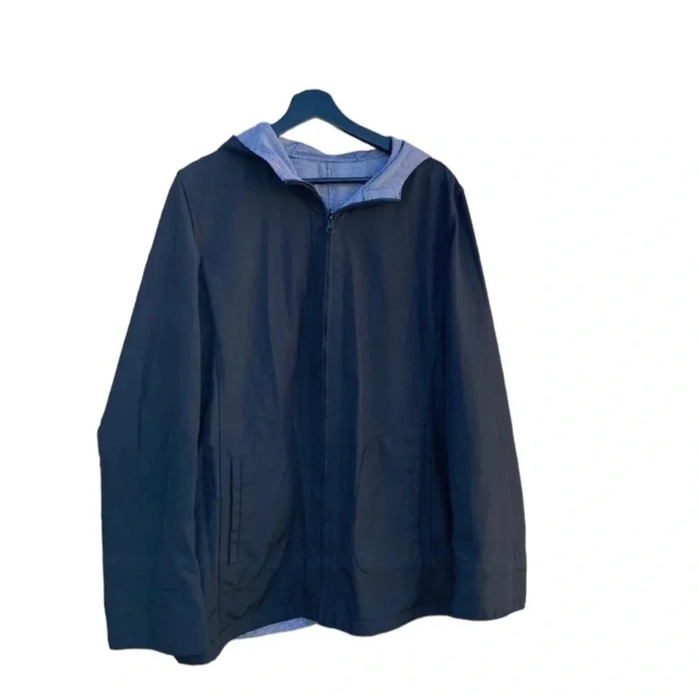 LIZ Claiborne Large light weight Jacket